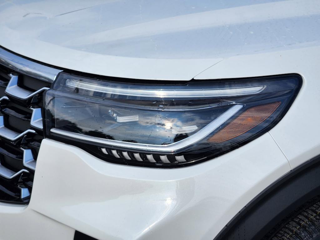 new 2025 Ford Explorer car, priced at $56,510