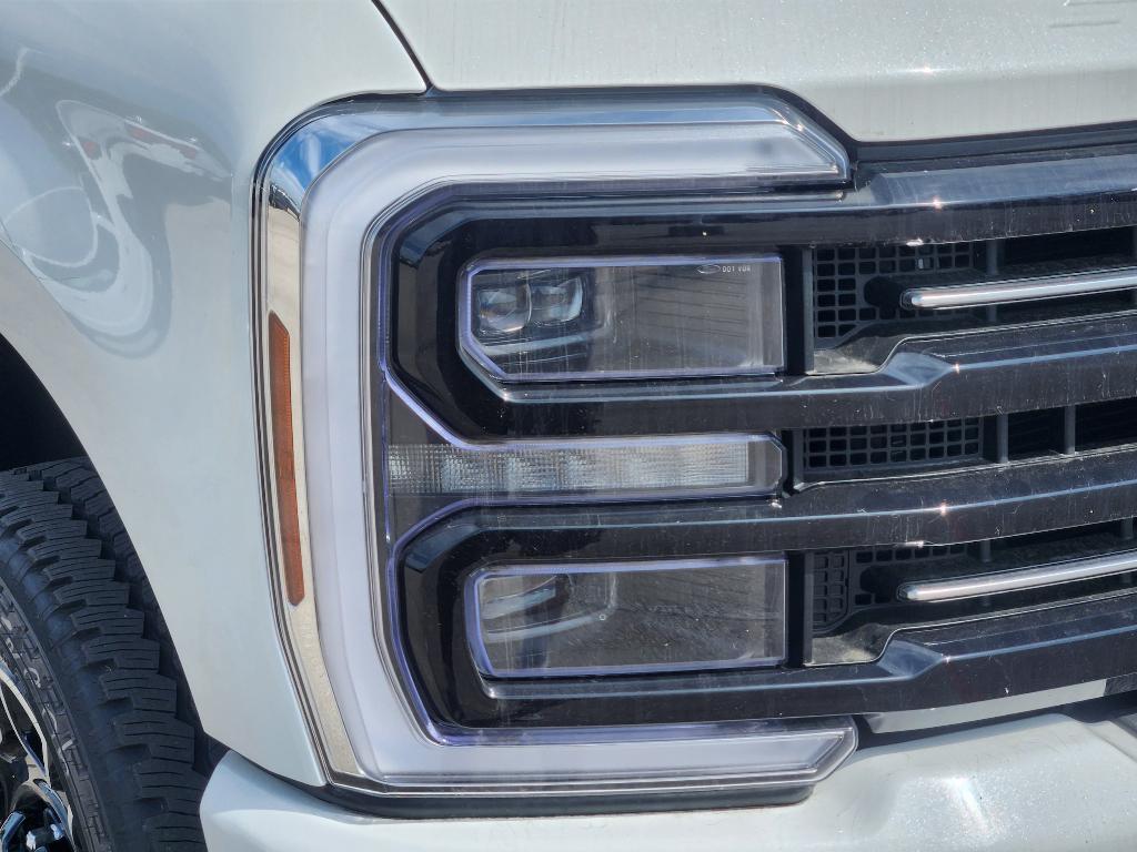 new 2025 Ford F-350 car, priced at $99,110