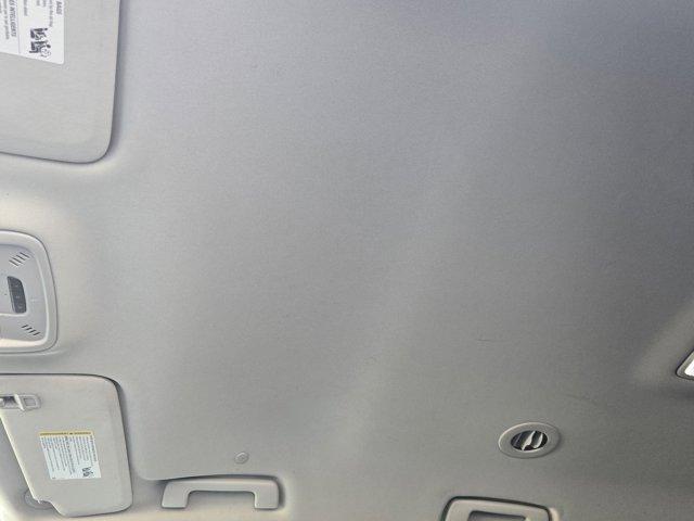 used 2021 Chevrolet Traverse car, priced at $21,991