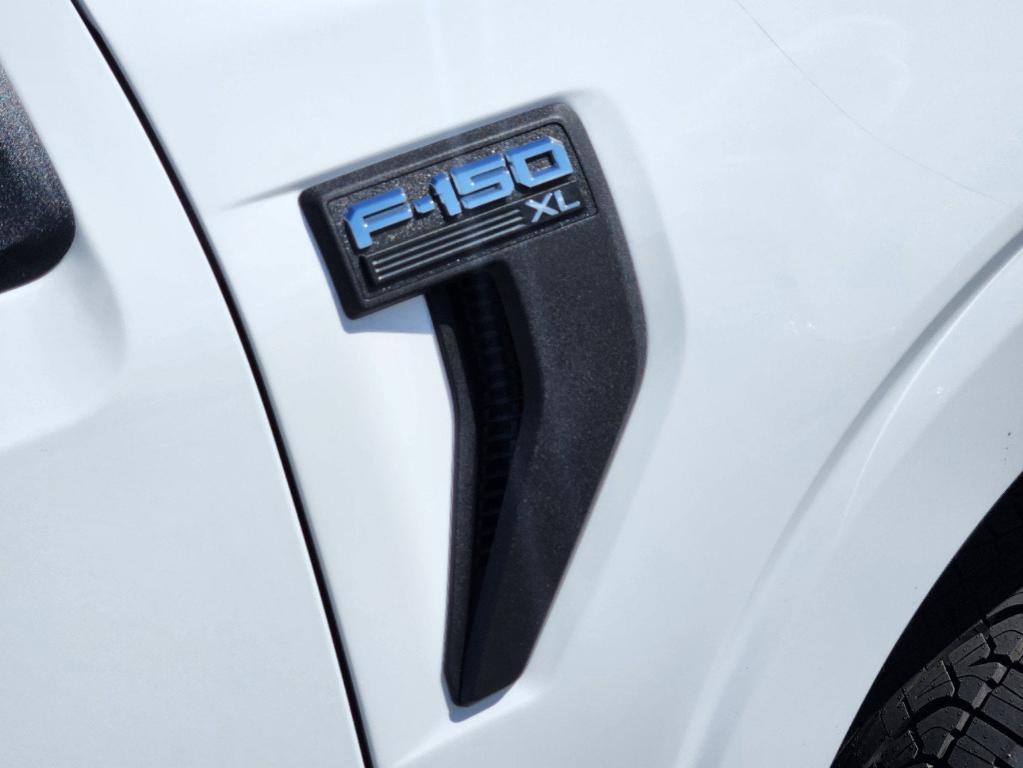 new 2024 Ford F-150 car, priced at $45,630