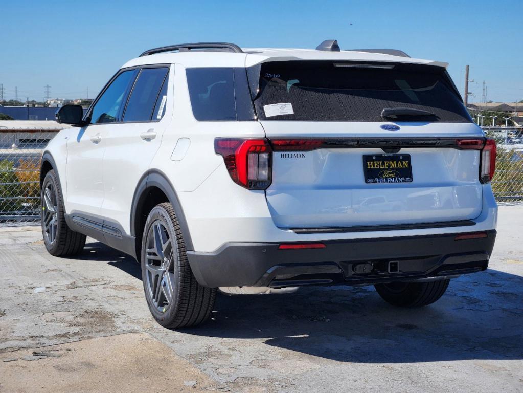 new 2025 Ford Explorer car, priced at $47,401