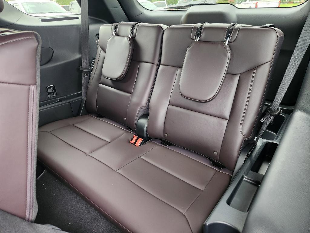 new 2025 Ford Explorer car, priced at $52,156