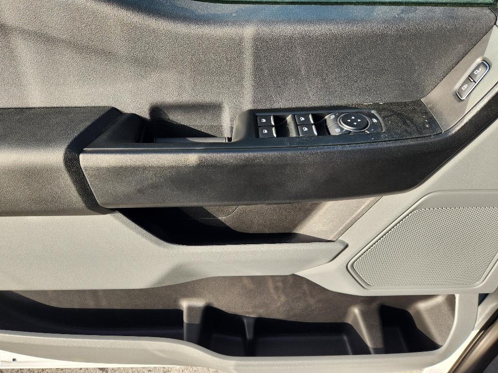 new 2025 Ford F-250 car, priced at $61,073