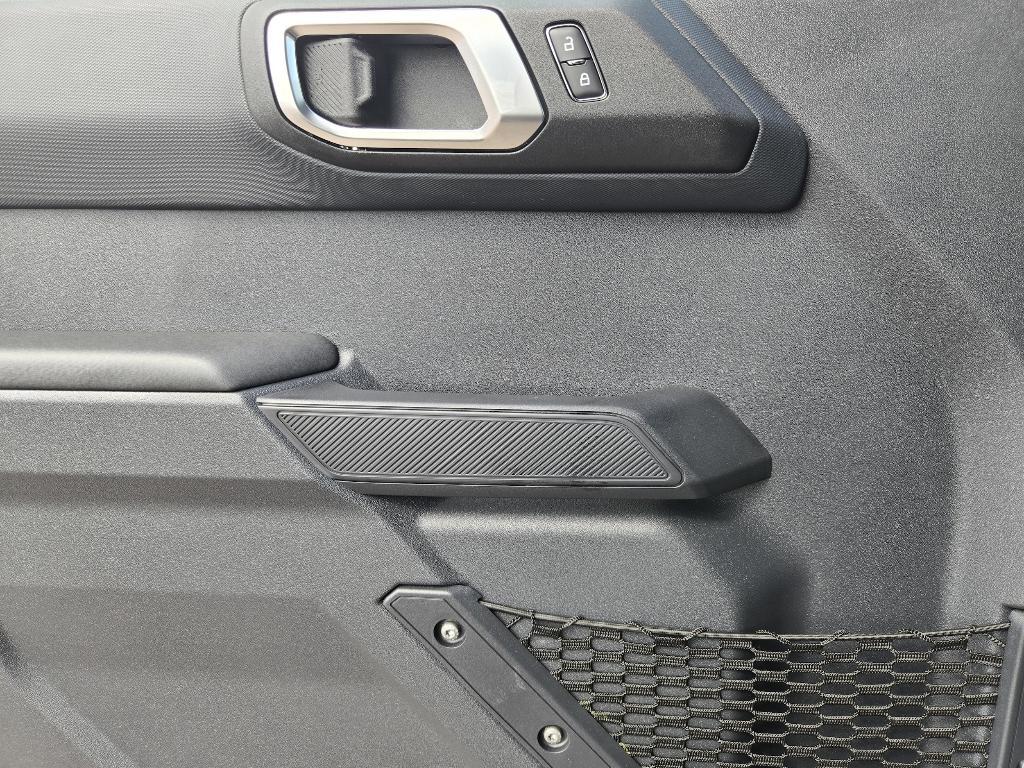 new 2025 Ford Bronco car, priced at $45,364