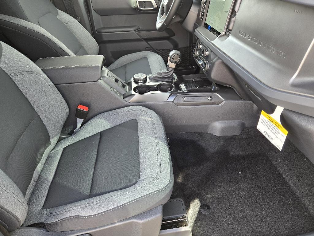 new 2025 Ford Bronco car, priced at $45,364