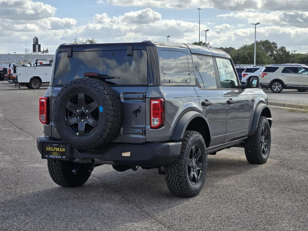 new 2025 Ford Bronco car, priced at $45,364