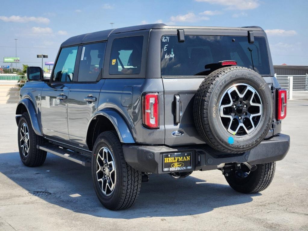 new 2024 Ford Bronco car, priced at $52,139