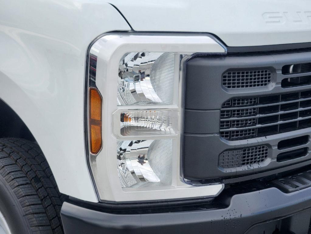 new 2024 Ford F-250 car, priced at $48,103