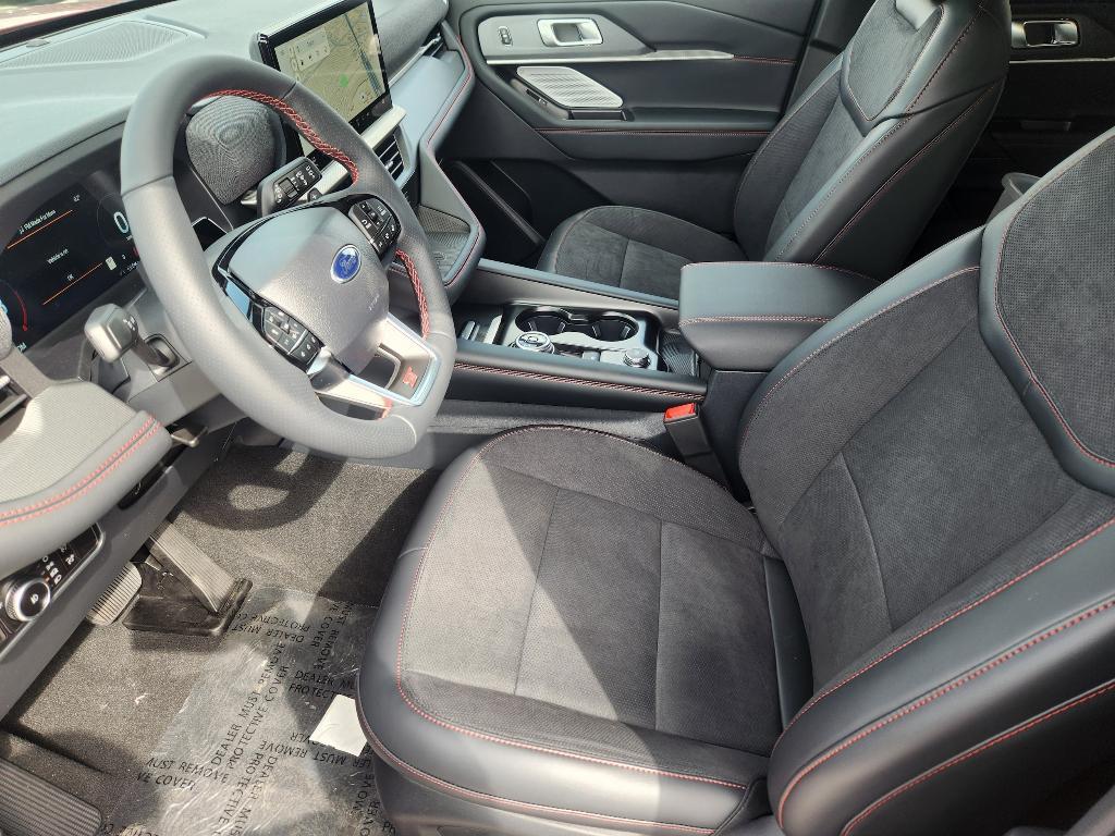 new 2025 Ford Explorer car, priced at $58,112