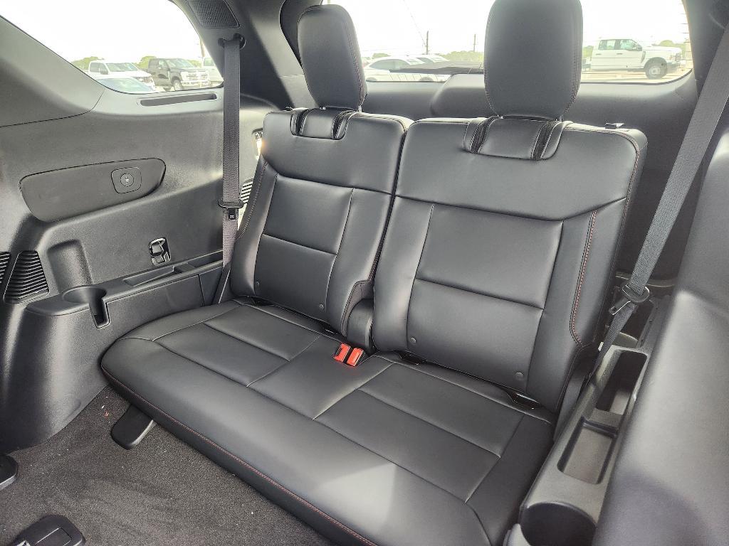 new 2025 Ford Explorer car, priced at $58,112