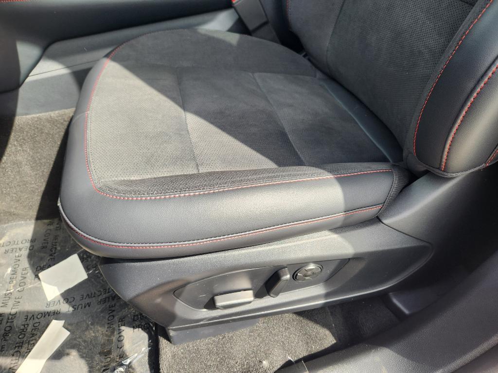 new 2025 Ford Explorer car, priced at $58,112