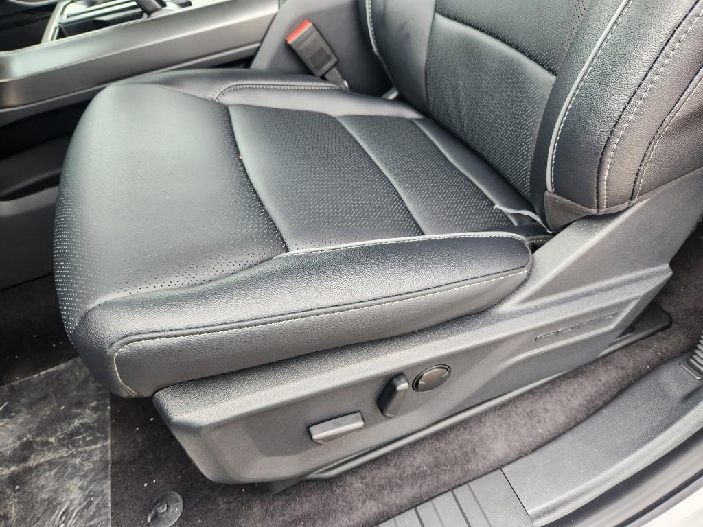 new 2025 Ford F-150 car, priced at $63,299
