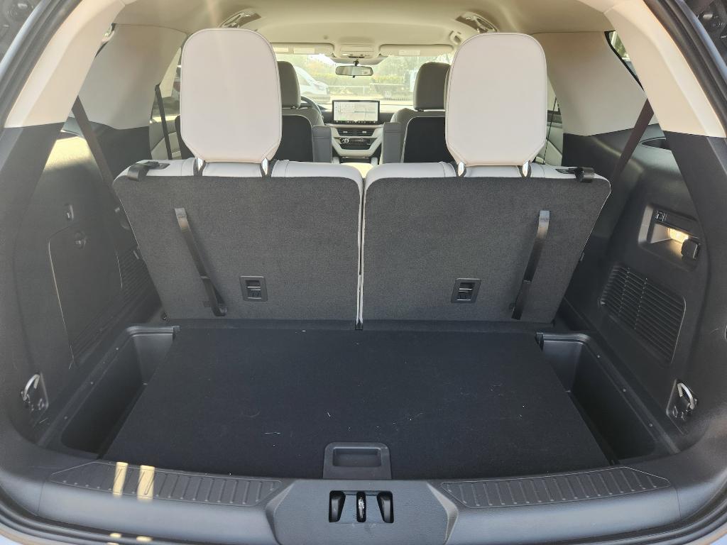 new 2025 Ford Explorer car, priced at $42,067