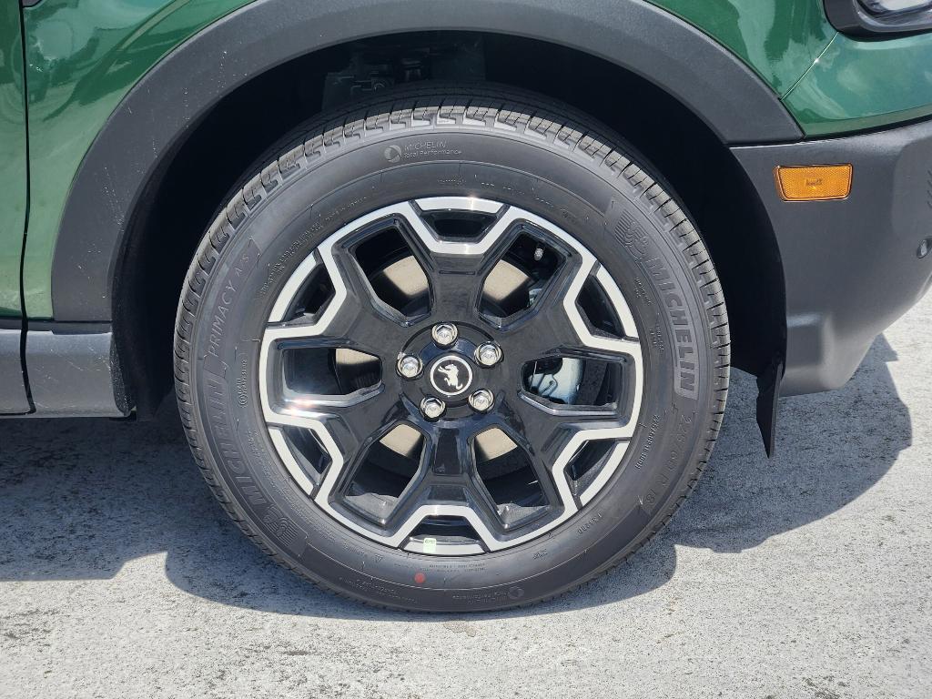 new 2025 Ford Bronco Sport car, priced at $36,560