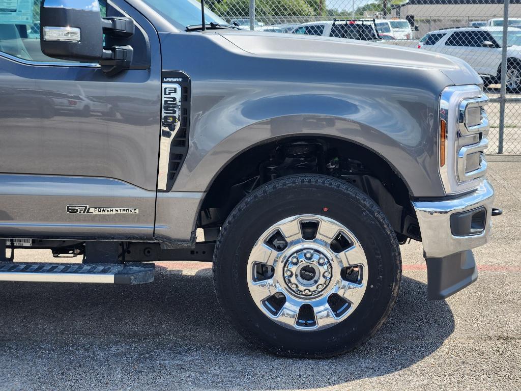 new 2025 Ford F-250 car, priced at $76,944