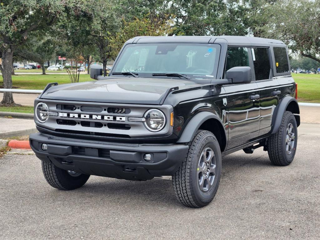 new 2024 Ford Bronco car, priced at $43,616