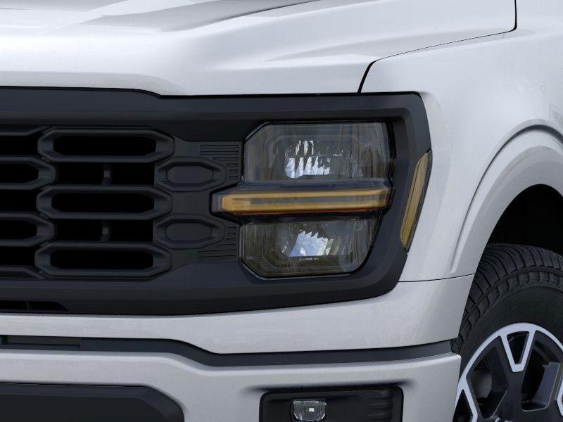 new 2024 Ford F-150 car, priced at $40,095