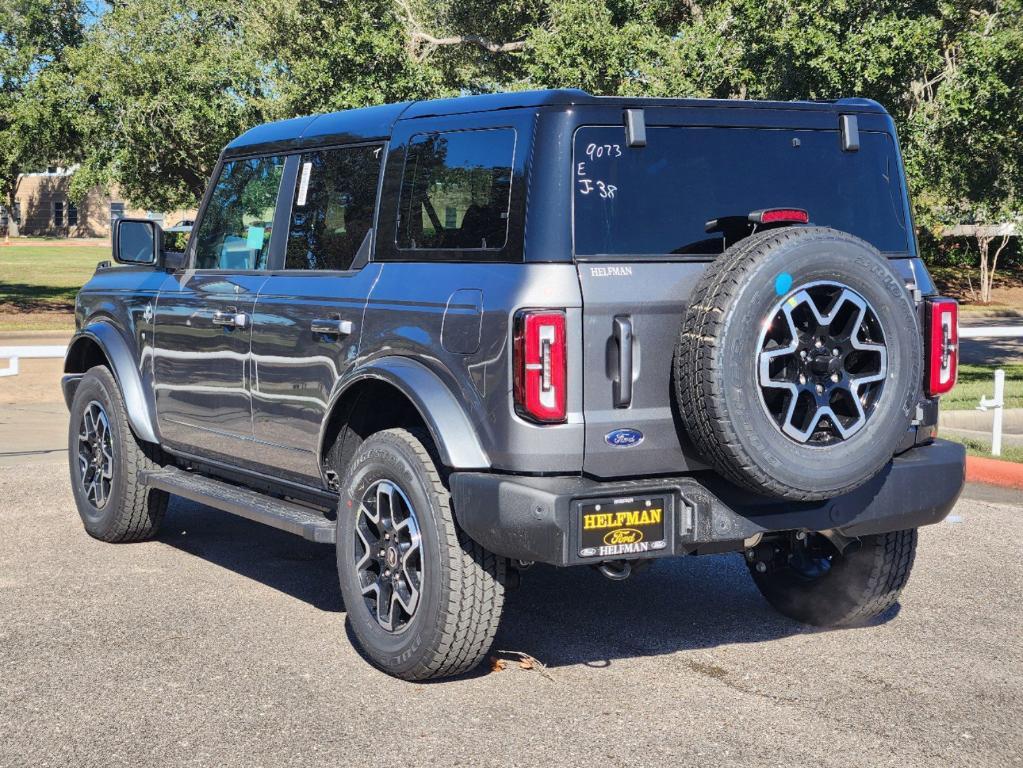 new 2024 Ford Bronco car, priced at $49,656