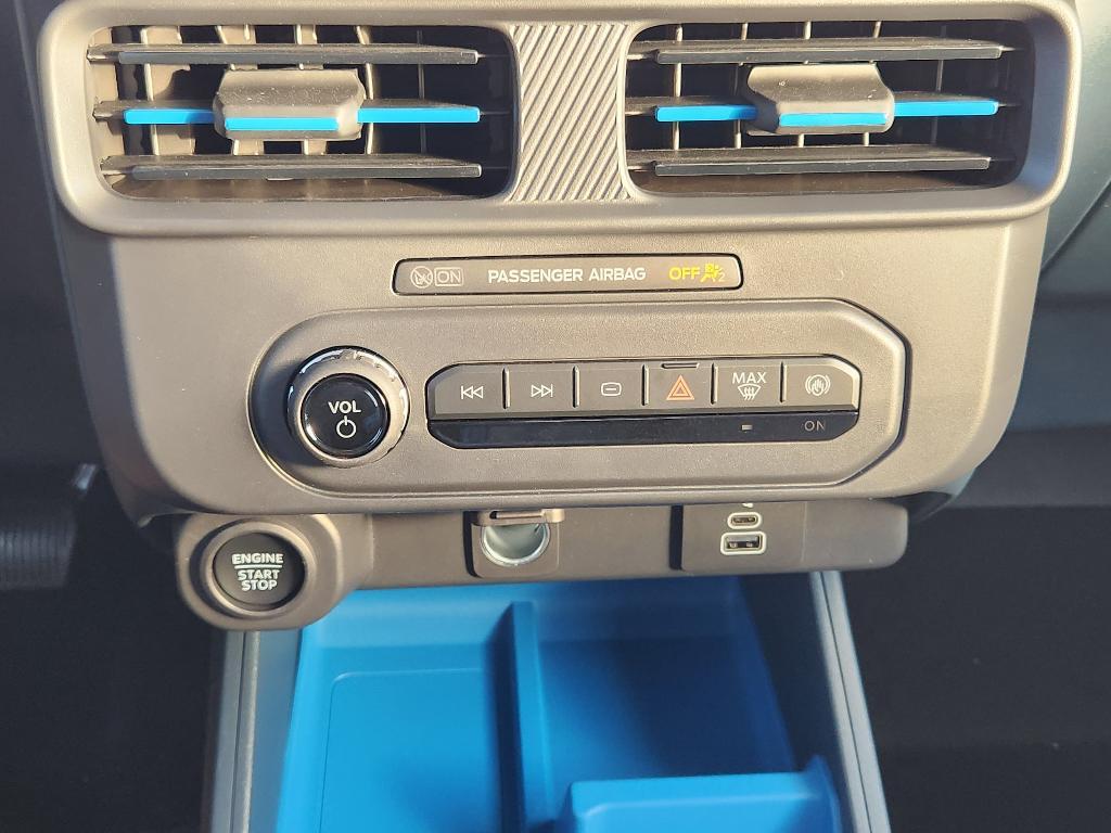 new 2025 Ford Maverick car, priced at $35,241