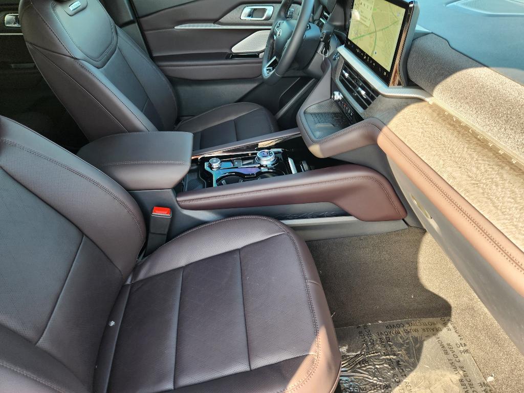new 2025 Ford Explorer car, priced at $51,869