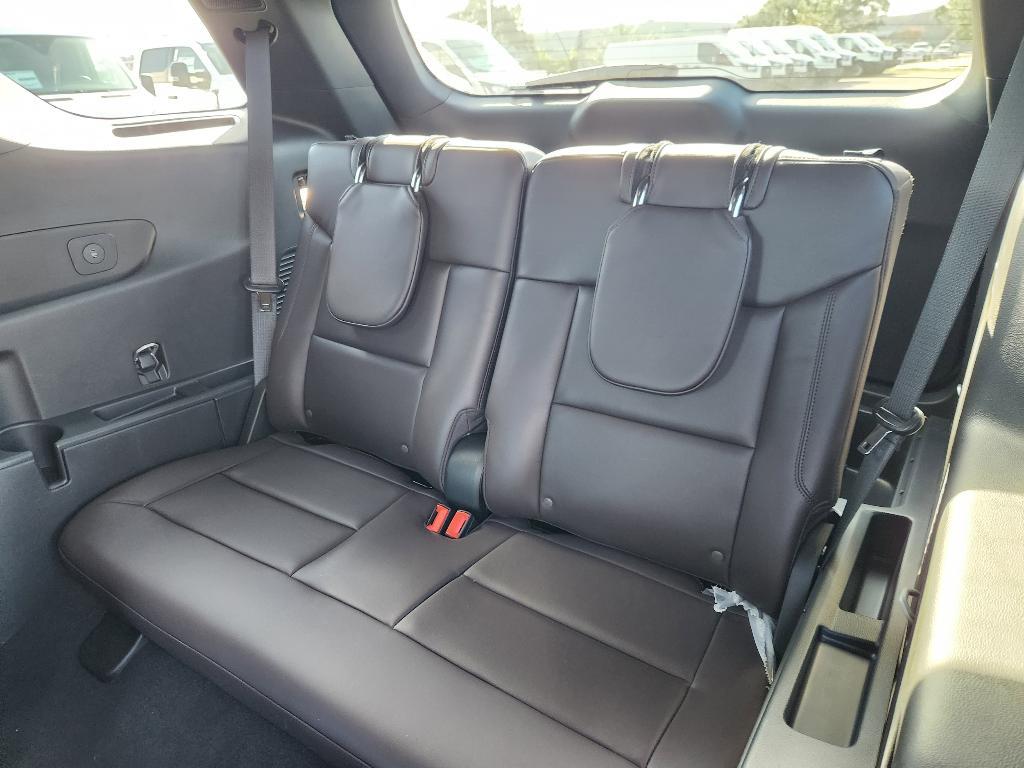 new 2025 Ford Explorer car, priced at $51,869