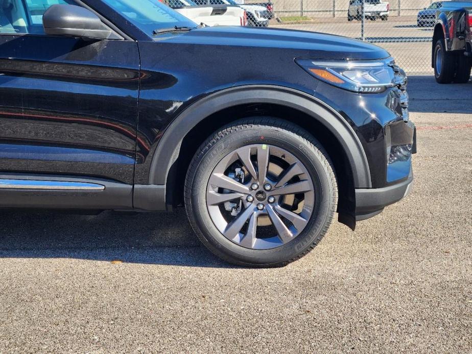 new 2025 Ford Explorer car, priced at $47,453