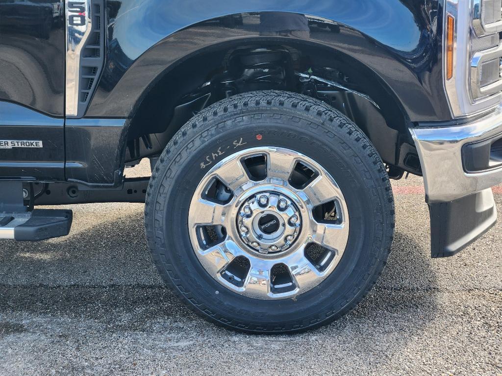 new 2025 Ford F-250 car, priced at $76,466