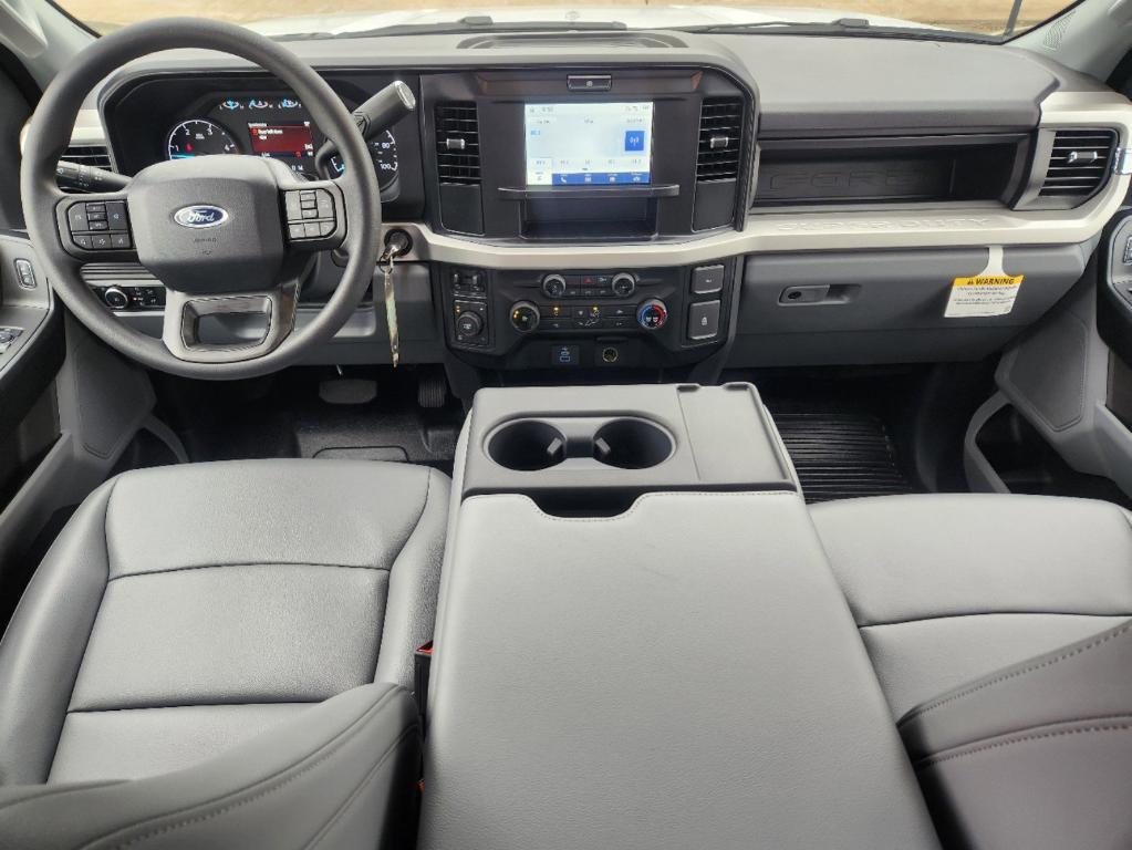 new 2025 Ford F-250 car, priced at $62,324