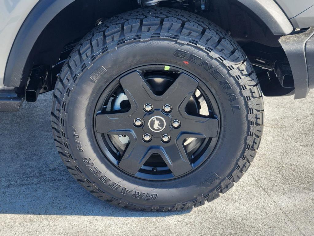 new 2024 Ford Bronco car, priced at $48,095