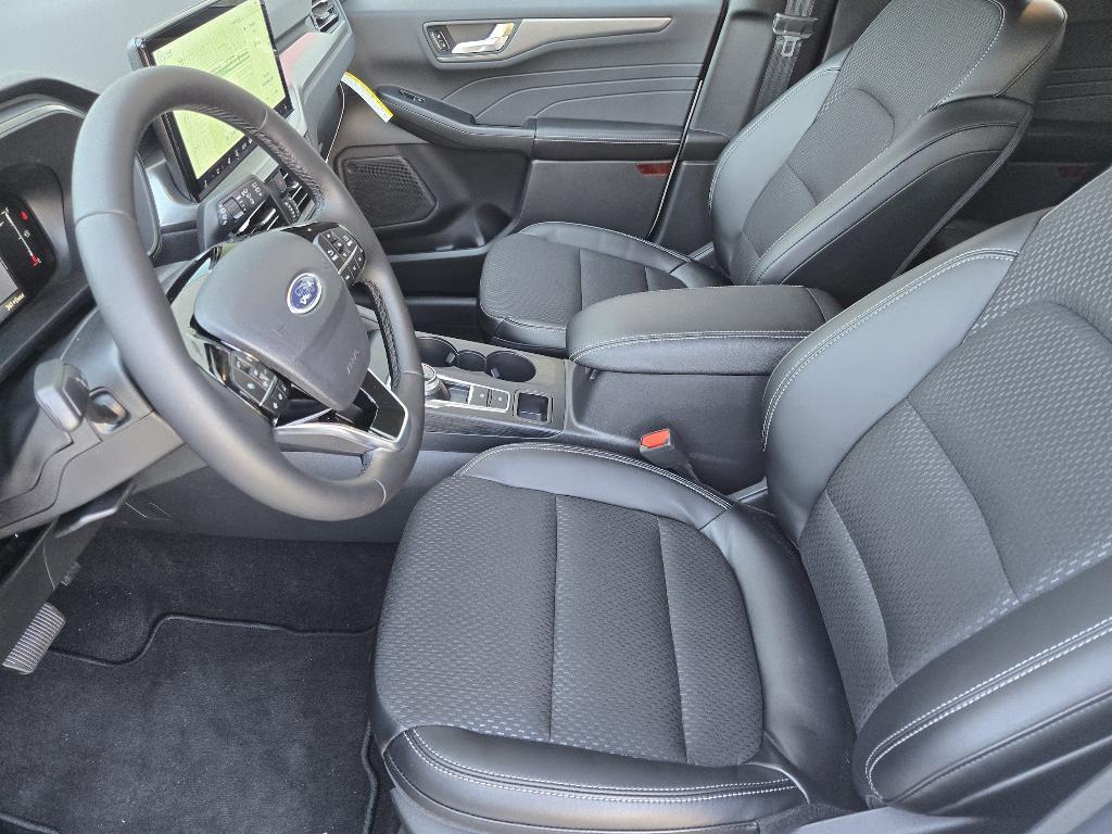 new 2025 Ford Escape car, priced at $30,517
