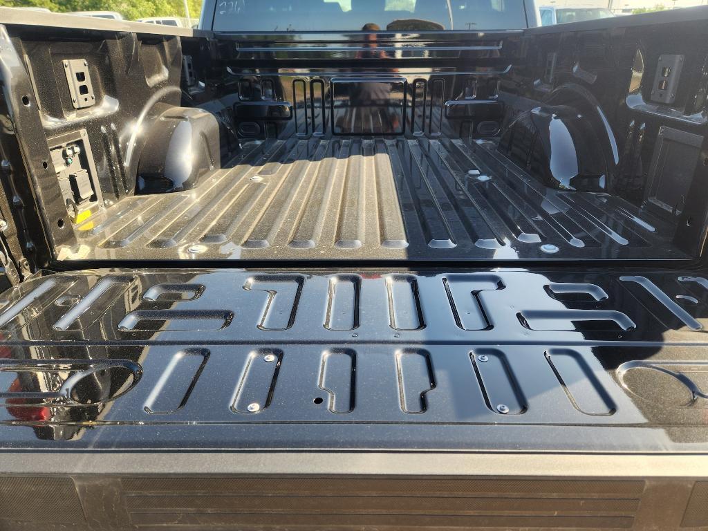 new 2025 Ford F-150 Lightning car, priced at $61,038