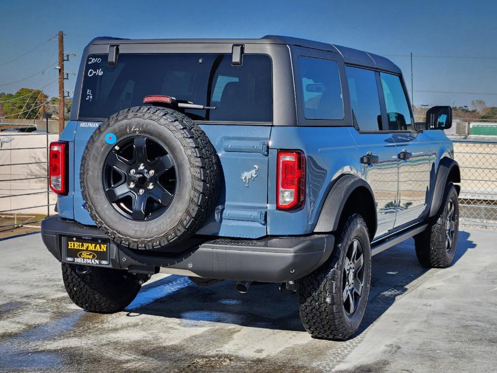 new 2024 Ford Bronco car, priced at $49,031