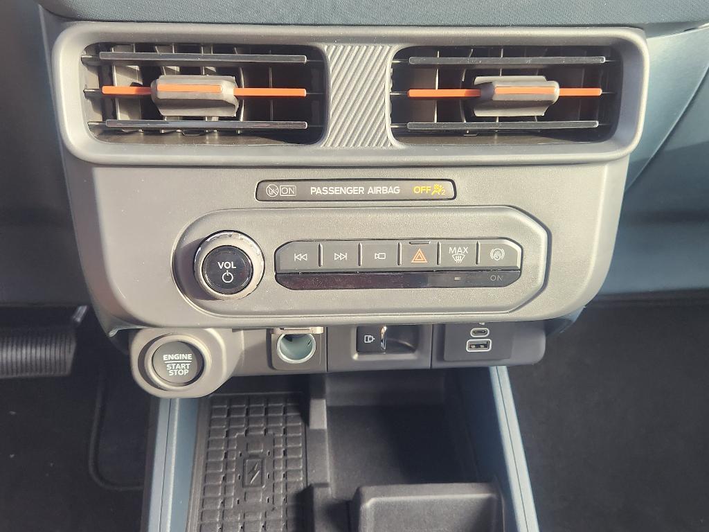 new 2025 Ford Maverick car, priced at $36,314