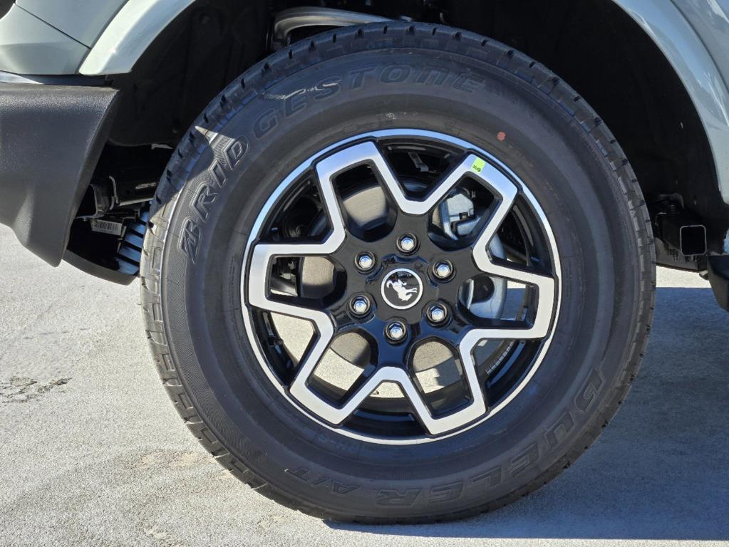 new 2024 Ford Bronco car, priced at $52,405