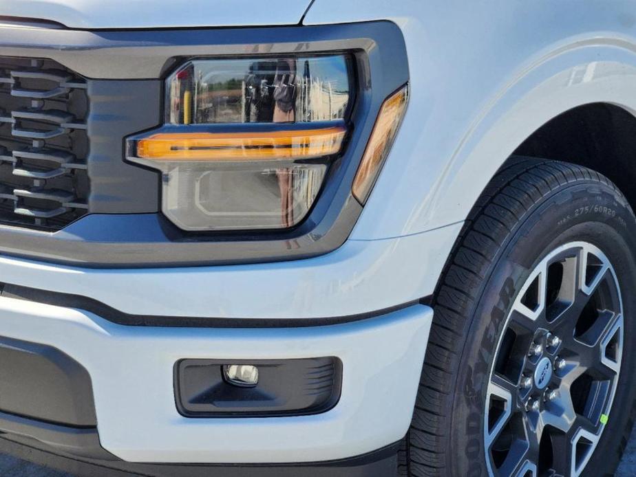 new 2024 Ford F-150 car, priced at $39,898