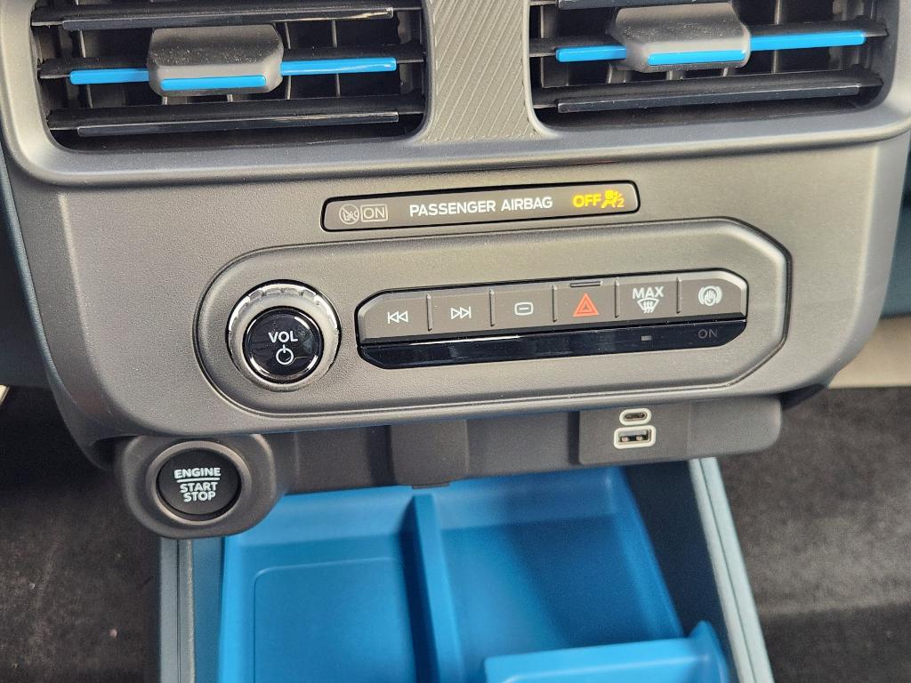 new 2025 Ford Maverick car, priced at $30,444