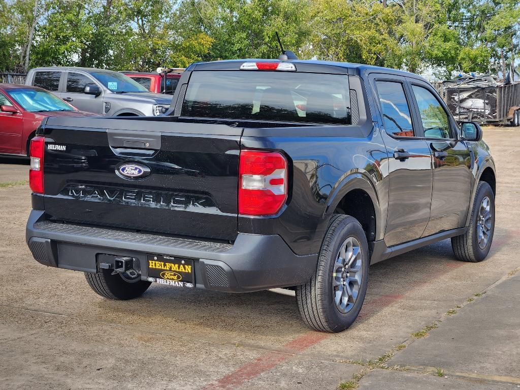 new 2025 Ford Maverick car, priced at $30,444