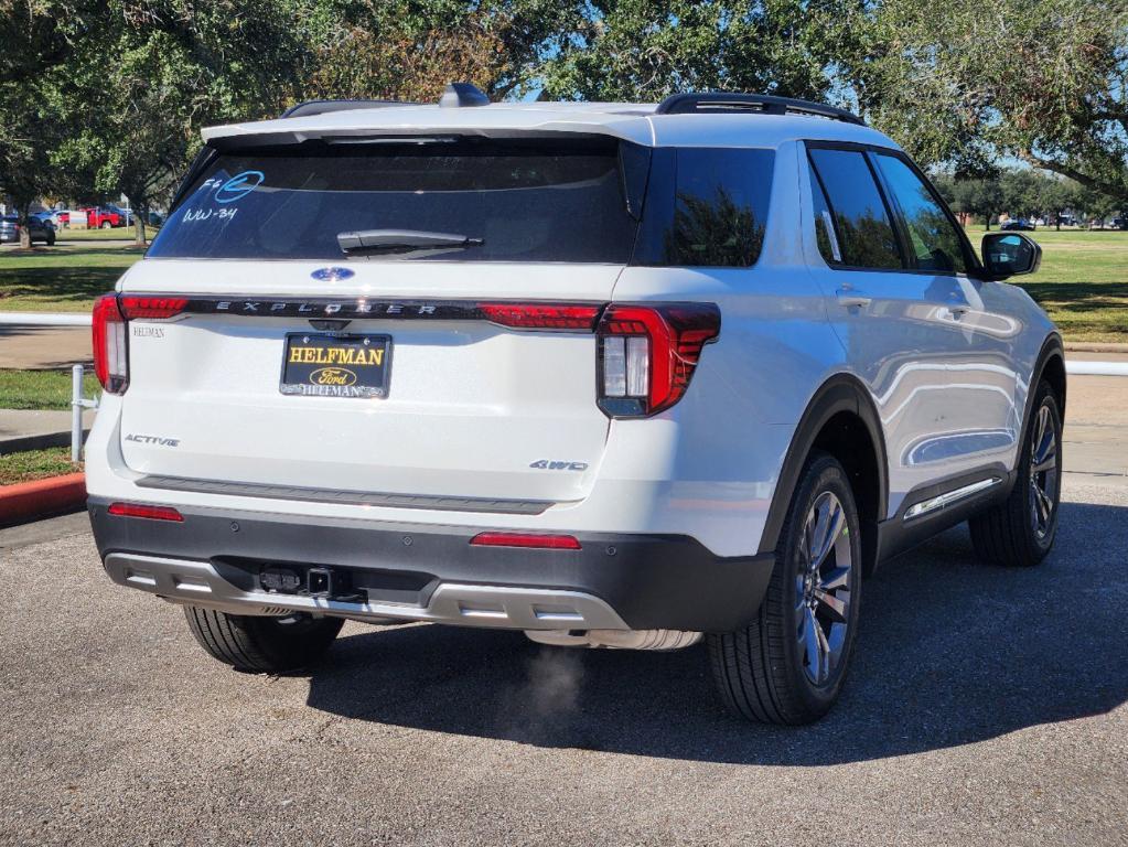 new 2025 Ford Explorer car, priced at $45,606