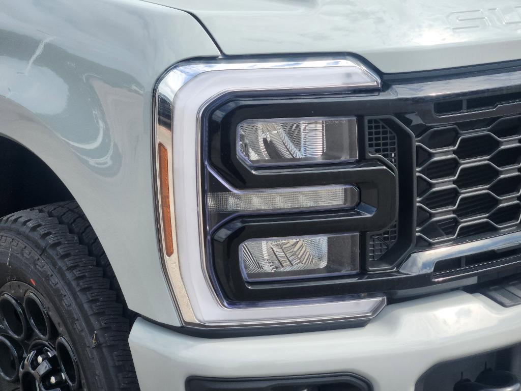 new 2025 Ford F-250 car, priced at $86,311