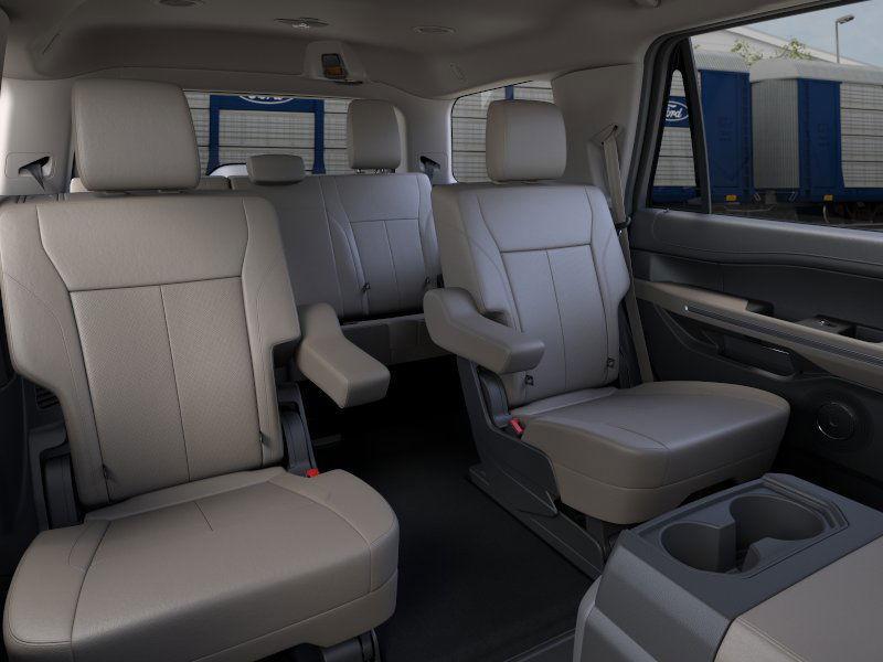 new 2024 Ford Expedition car, priced at $60,273