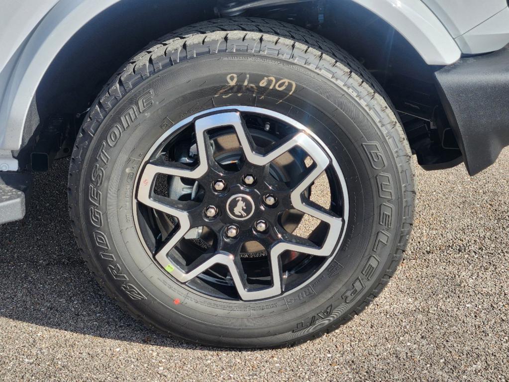 new 2024 Ford Bronco car, priced at $51,877