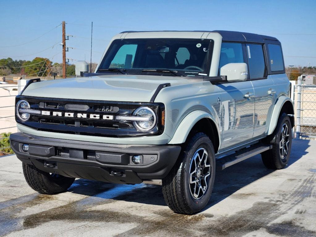 new 2024 Ford Bronco car, priced at $52,155