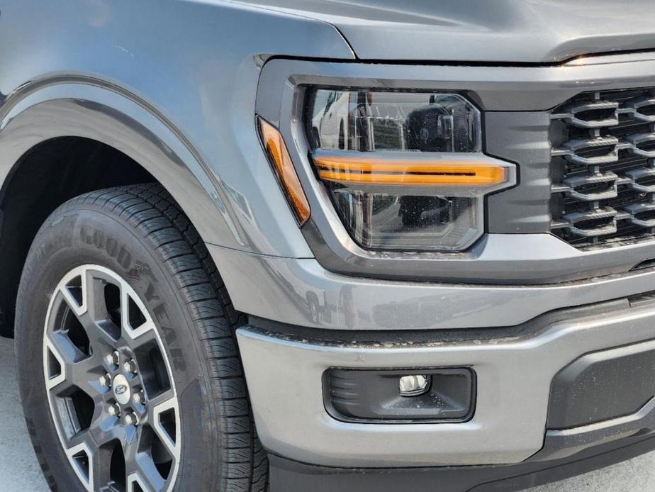 new 2024 Ford F-150 car, priced at $39,898