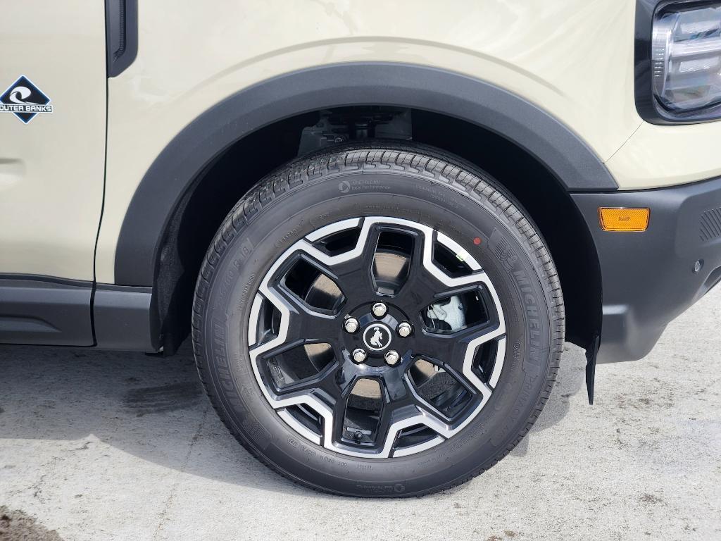 new 2025 Ford Bronco Sport car, priced at $38,599