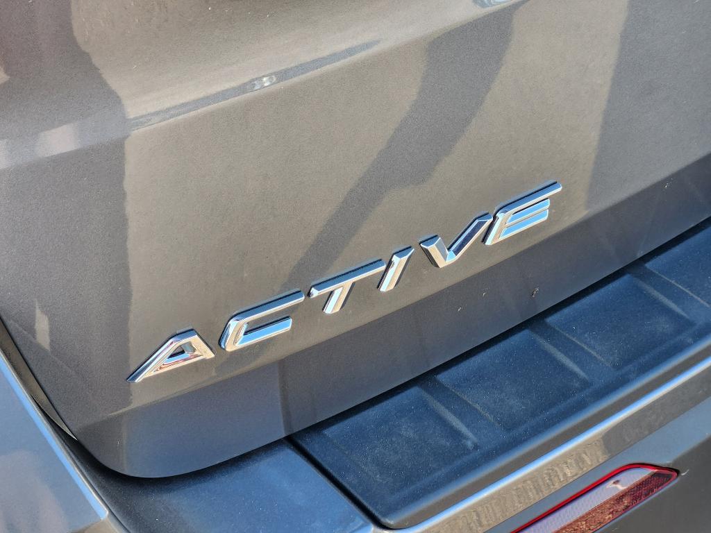 new 2025 Ford Explorer car, priced at $39,320