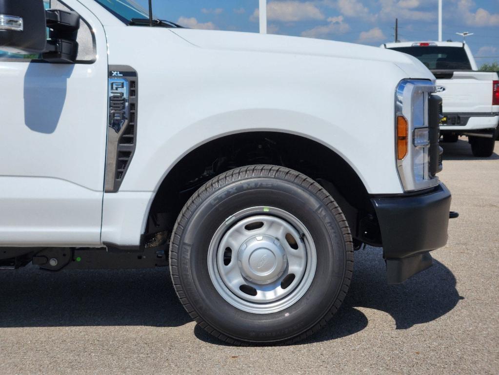 new 2024 Ford F-250 car, priced at $45,281