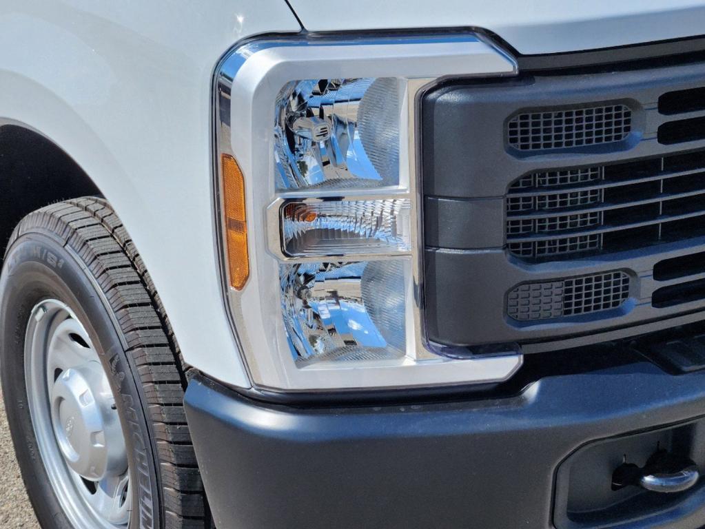 new 2024 Ford F-250 car, priced at $45,281