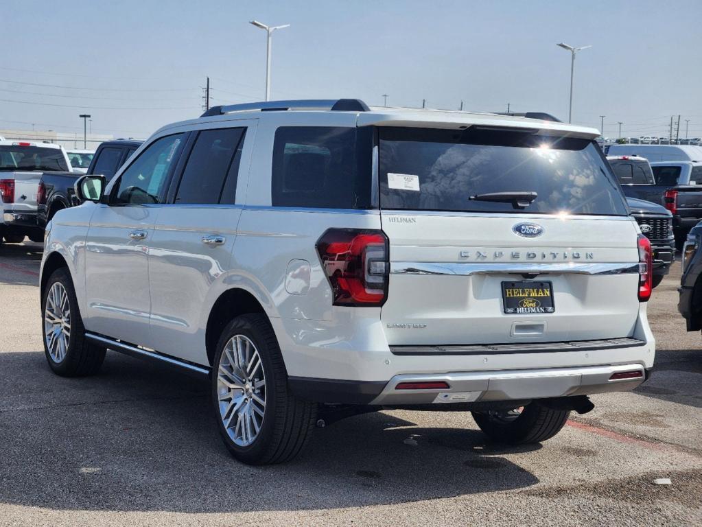 new 2024 Ford Expedition car, priced at $68,406