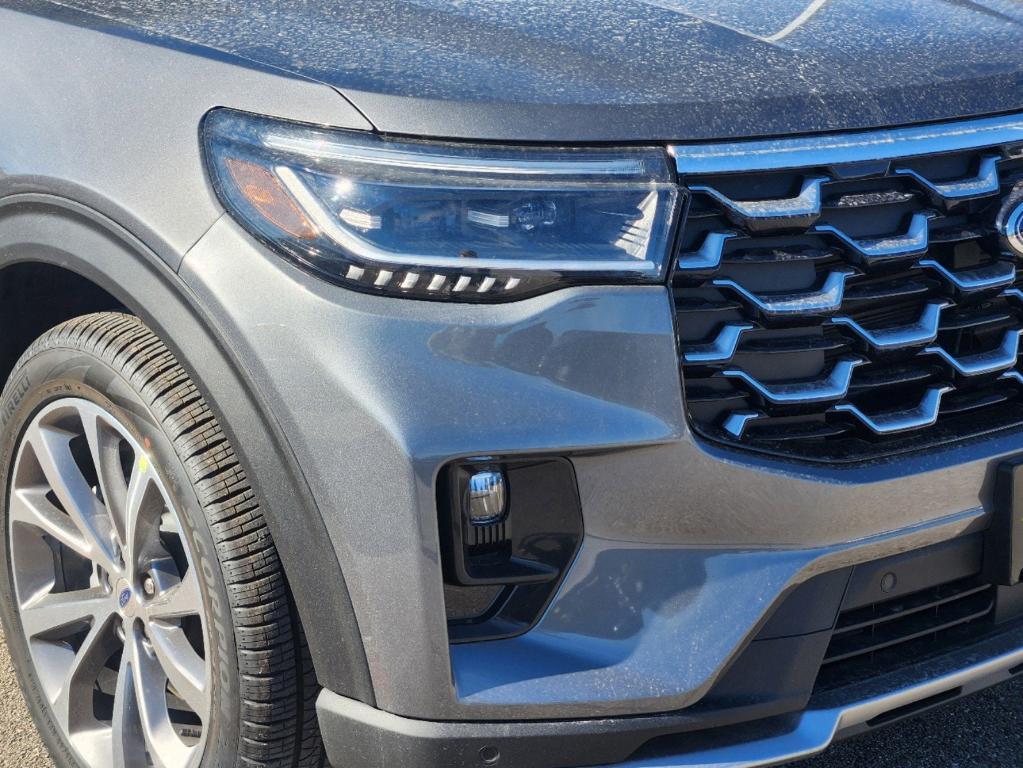 new 2025 Ford Explorer car, priced at $54,042