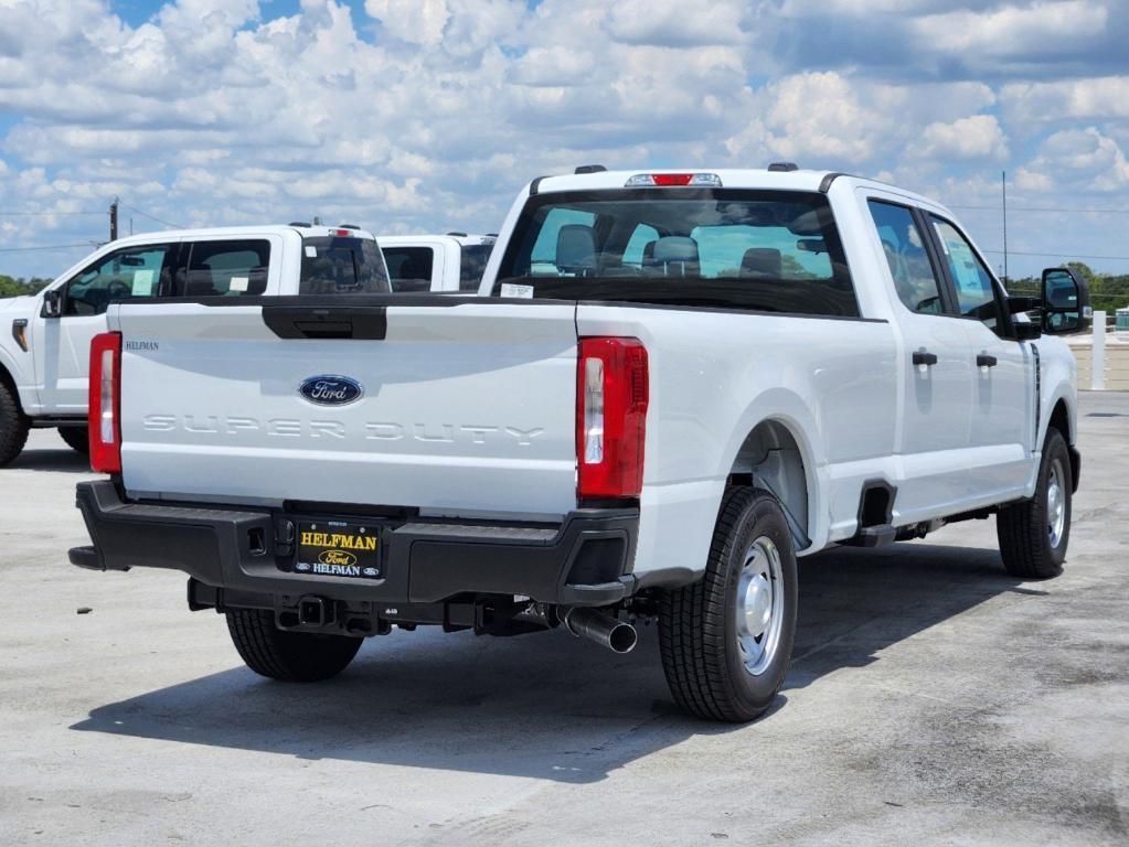 new 2024 Ford F-250 car, priced at $45,281